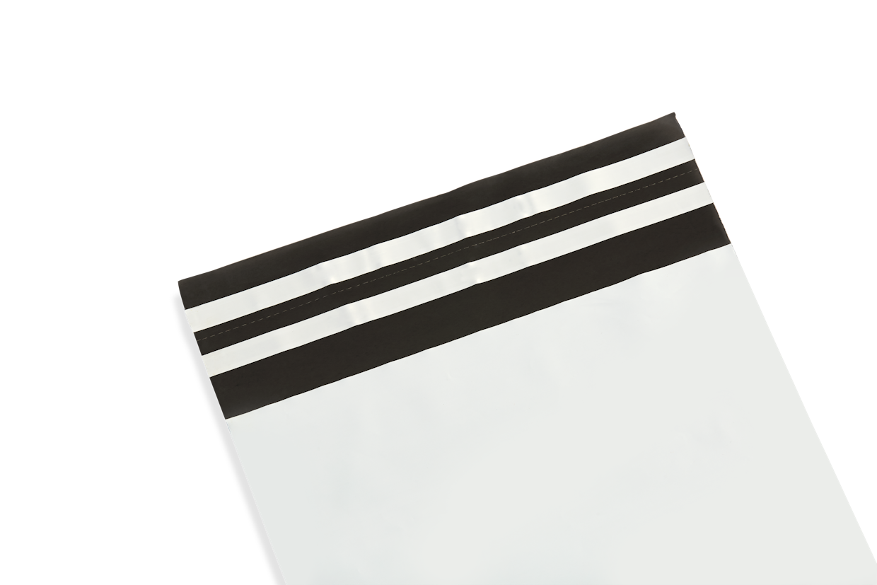 Unbedruckter recycelter Plastik-Versandbeutel 1