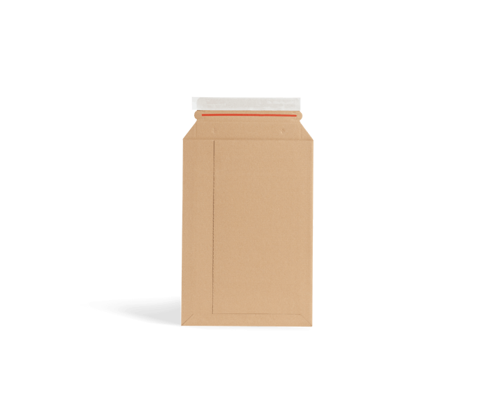 Versandtasche aus Wellpappe