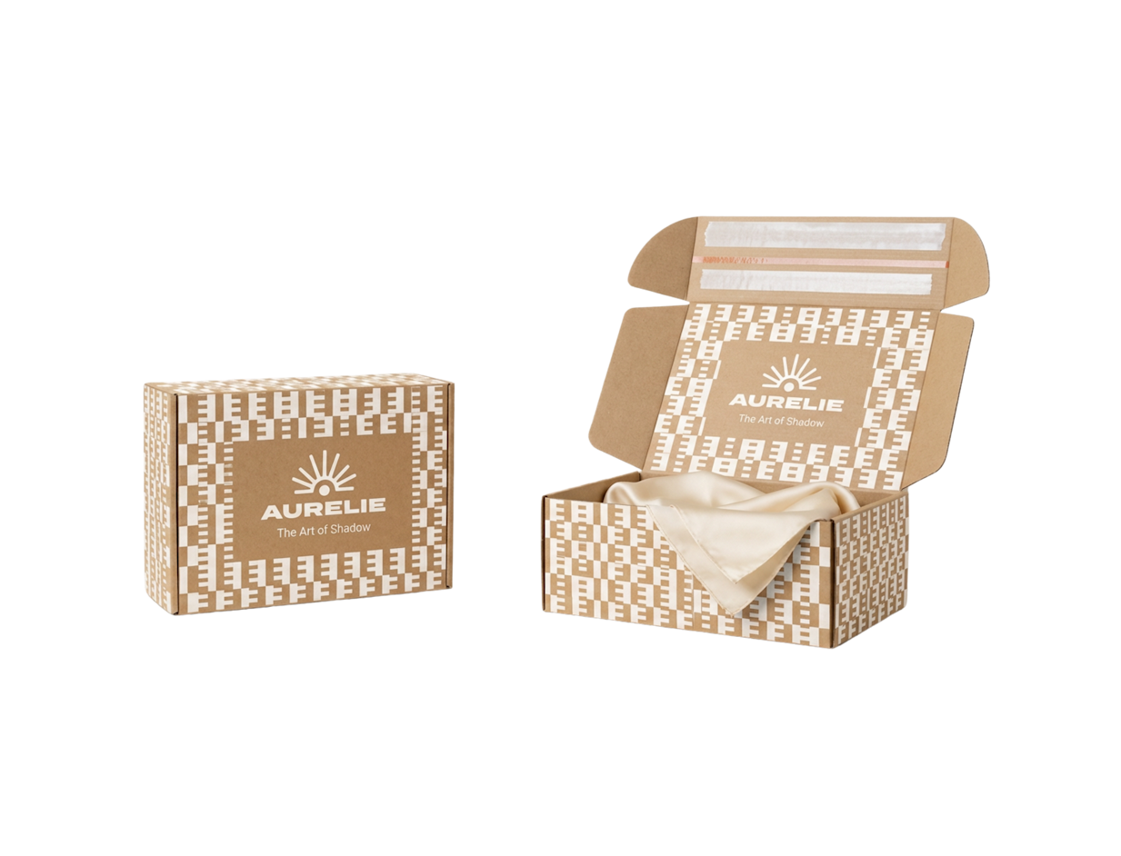 Caja de envío de ropa personalizable con tira adhesiva 3