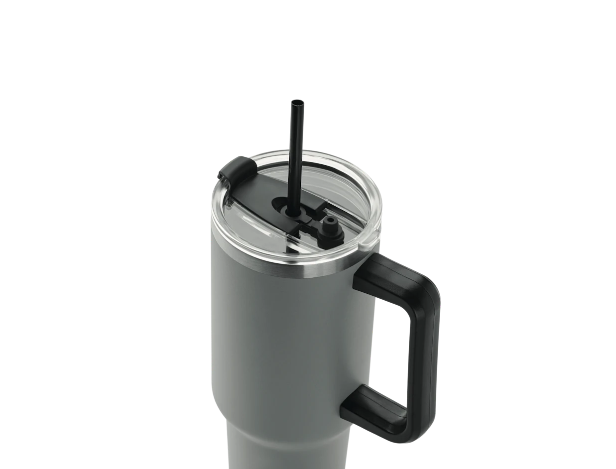 Individueller Tumbler aus recyceltem Edelstahl doppelwandig 1200ml 12