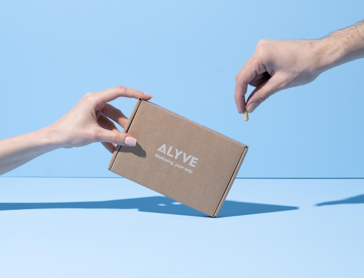 Boîte d'expédition kraft à encre blanche 6